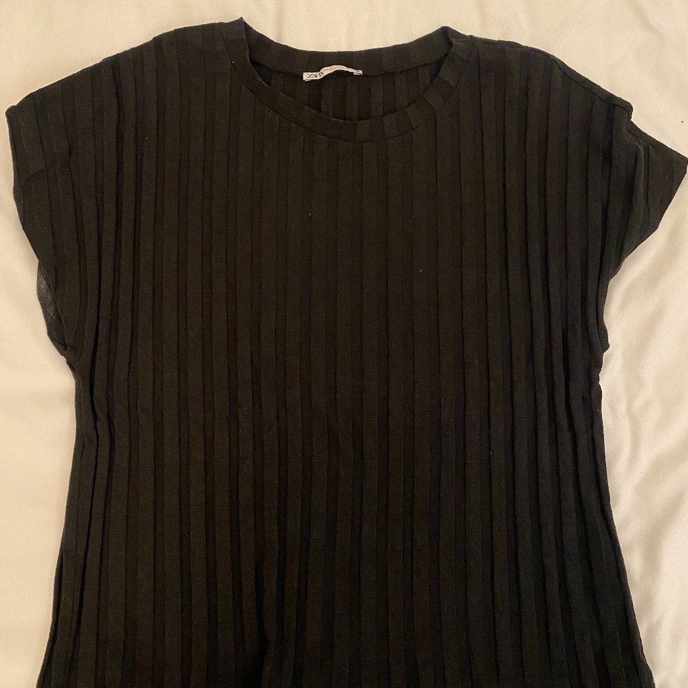 Zara Textured Stripe Short Sleeve Shirt Size MEDIUM